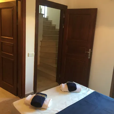 Elegant Villas 2/2