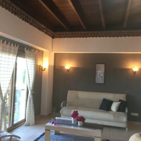 Elegant Villas 2/2 * Yalıkavak