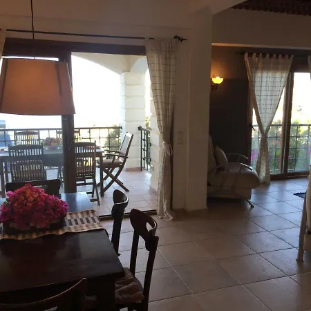 Elegant Villas 2/2