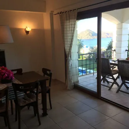 Dom wakacyjny Elegant Villas 2/2